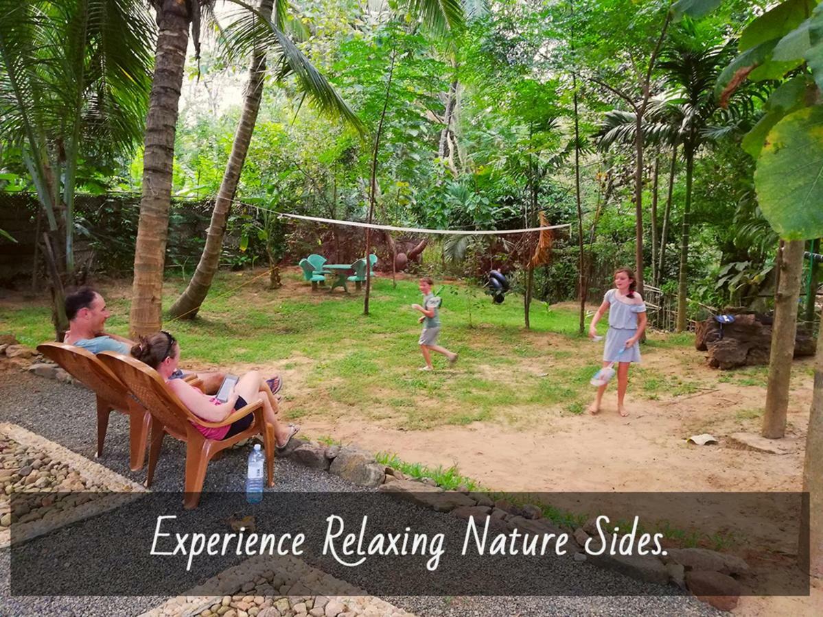 Atha Safari Resort & Riverside Camping อุดาวาลาเว ภายนอก รูปภาพ